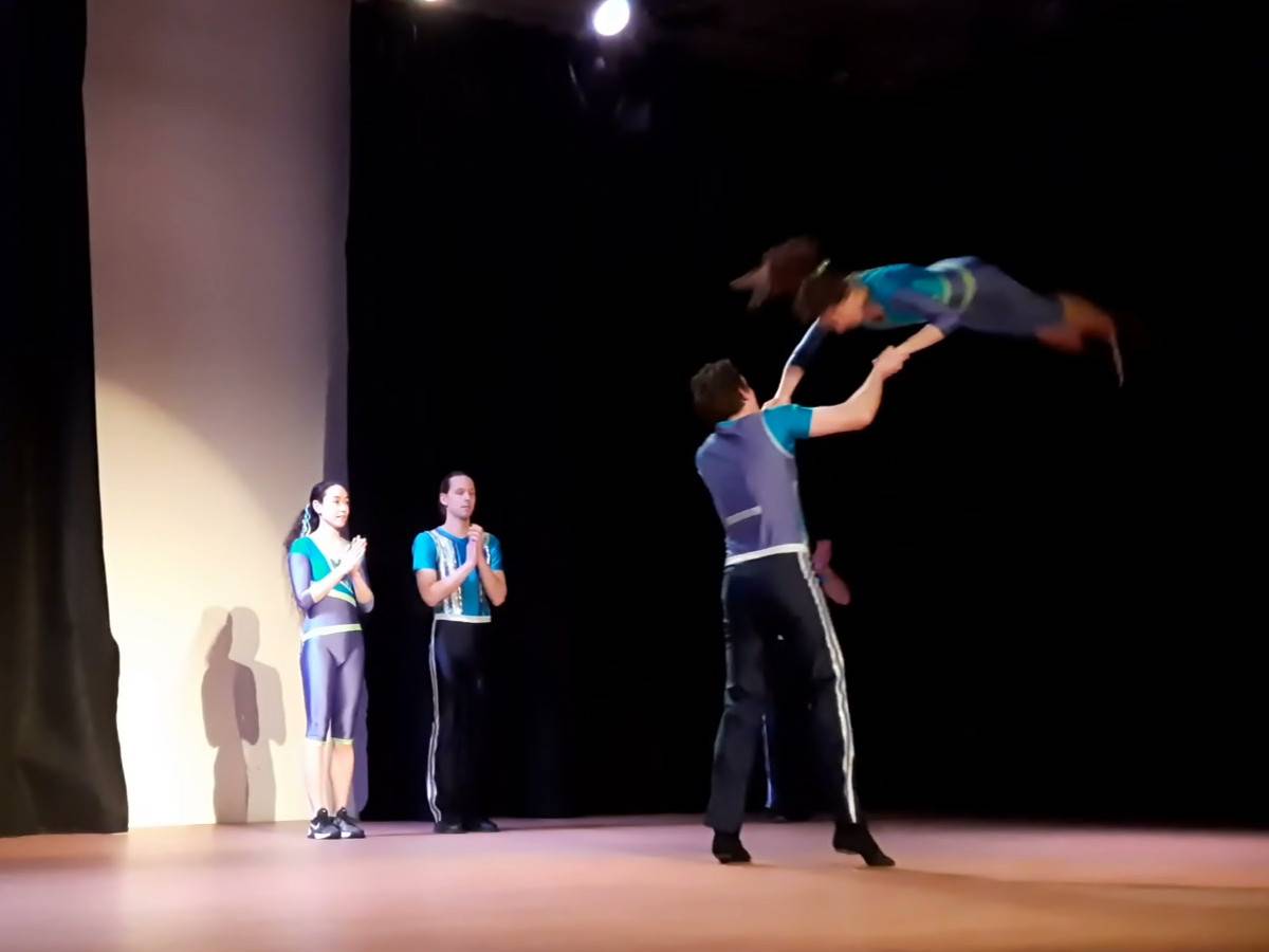 Acrobatisch Rock-'n'-Roll show